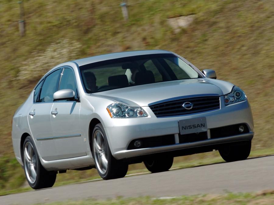  Nissan Fuga 2004 года  (фото 10 из 27)